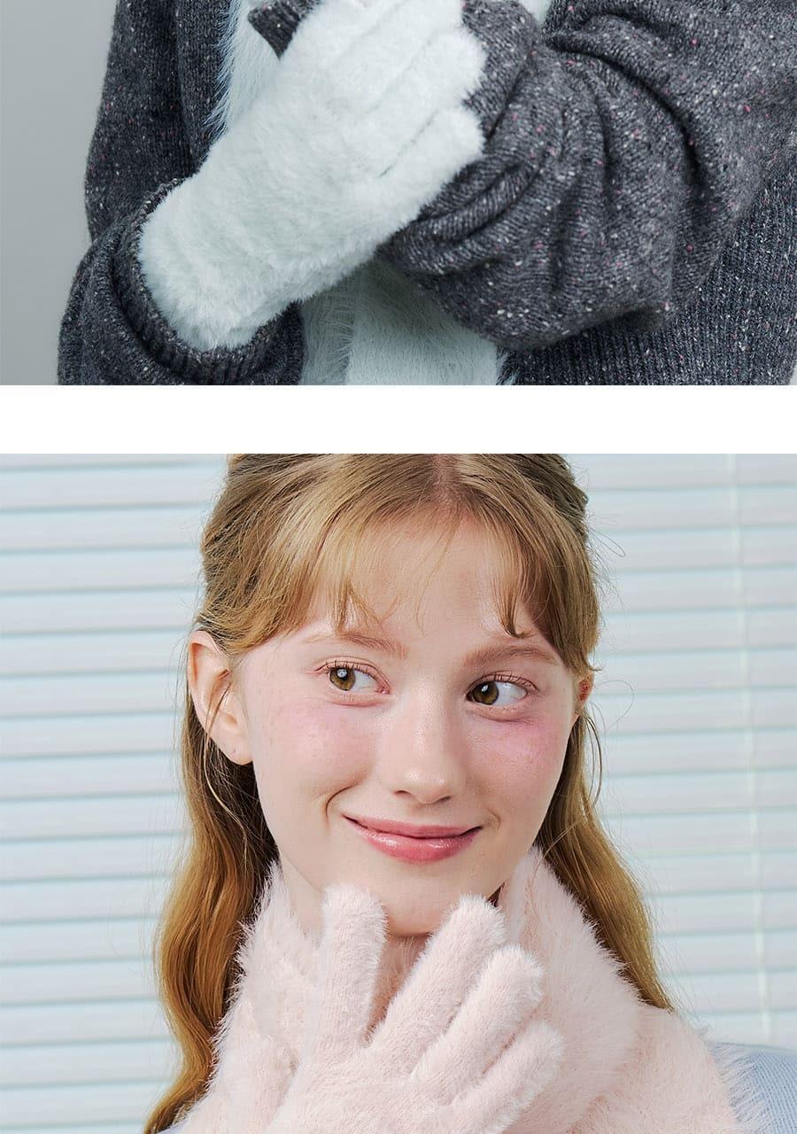 OY Gift Anbrox Soft Fuzzy Fingerless Gloves (3-Pack)