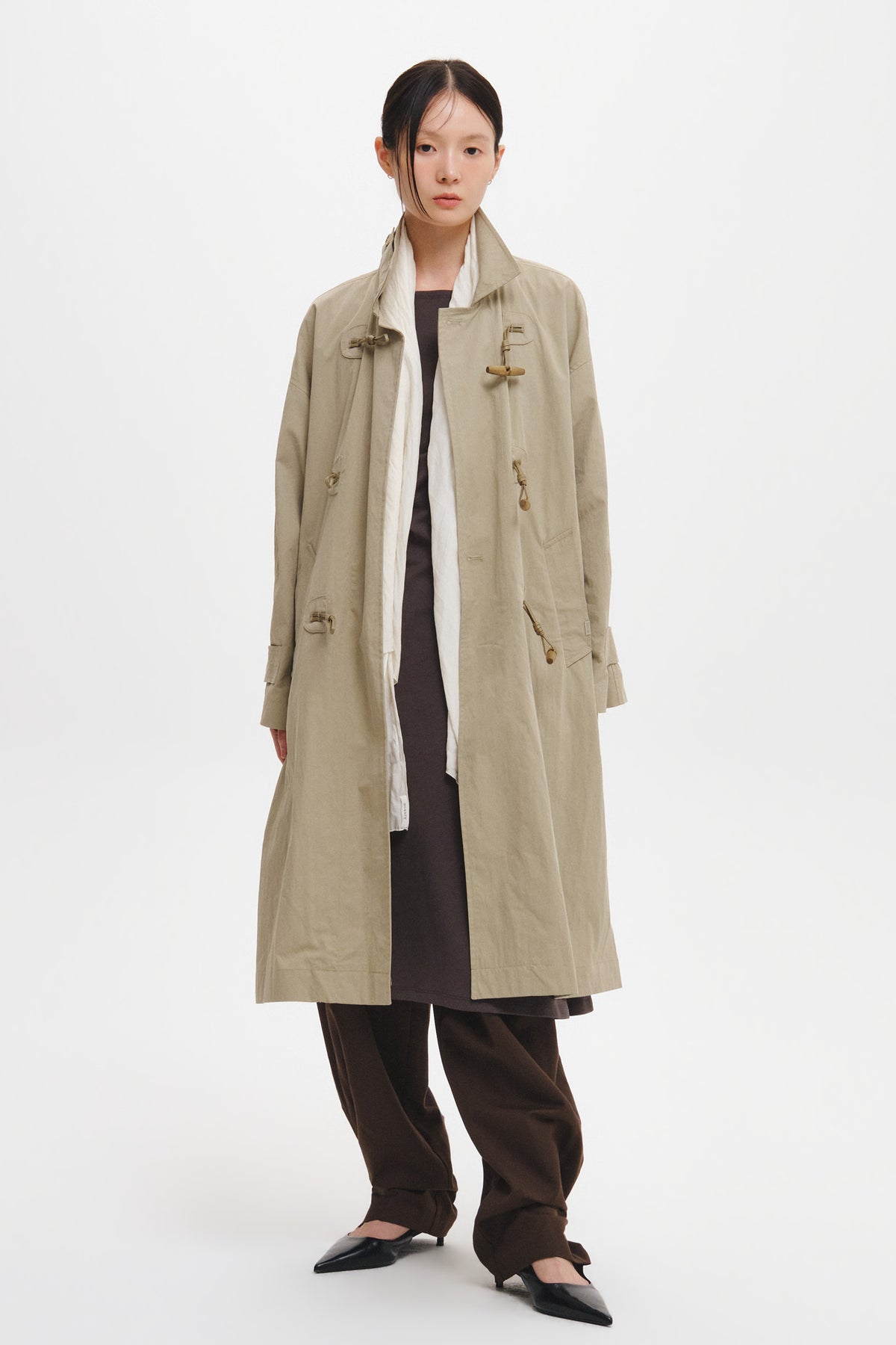 Women's Toggle Button Single Breasted Trench Coat in Beige